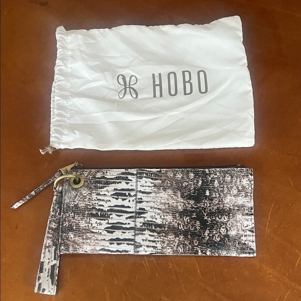 HOBO Brown and White Snakeskin‎ Clutch